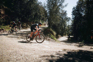 2020-specialized-diverge-launch-action-17.jpg 2020-specialized-diverge-launch-action-17.jpg