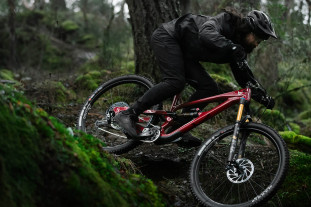 2021 YT Jeffsy_Core 4 riding 1.jpg 2021 YT Jeffsy_Core 4 riding 1.jpg