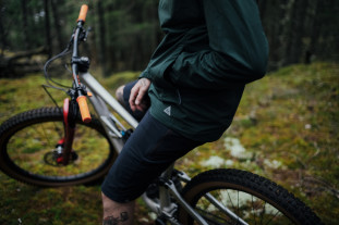 2021 pnw components fall 21 trail collection hero.jpg 2021 pnw components fall 21 trail collection hero.jpg
