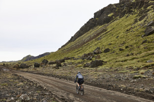 2022 Assos Gravel cover.jpg 2022 Assos Gravel cover.jpg