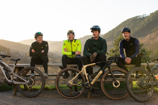 2022 OR AM team group 2.jpg 2022 OR AM team group 2.jpg