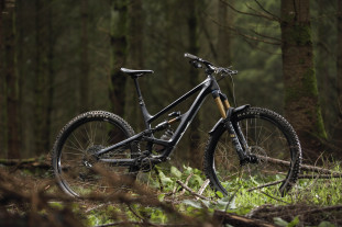 2022 YT CAPRA Core 4 hero.jpg 2022 YT CAPRA Core 4 hero.jpg