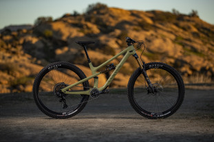 2022 canyon SPECTRAL 125 CF 9 GREEN hero.jpg 2022 canyon SPECTRAL 125 CF 9 GREEN hero.jpg