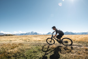 2022 scott genius 900 ultimate riding 4.jpg 2022 scott genius 900 ultimate riding 4.jpg