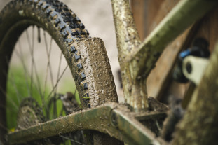 2023 Canyon TorqueON CF 9 mudguard.jpg 2023 Canyon TorqueON CF 9 mudguard.jpg