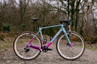 2023 canyon grizl cf sl 7 throwback hero.jpg 2023 canyon grizl cf sl 7 throwback hero.jpg