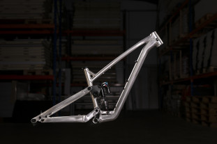 2023 privateer gen 2 frame.jpg 2023 privateer gen 2 frame.jpg