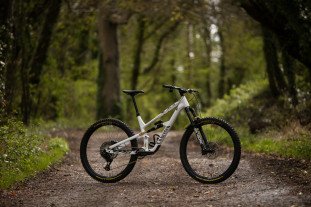2024 canyon spectral al hero.jpg 2024 canyon spectral al hero.jpg