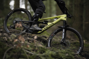 2024 canyon spectral riding hero.jpg 2024 canyon spectral riding hero.jpg
