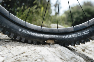 2024 schwalbe albert hero.jpg 2024 schwalbe albert hero.jpg