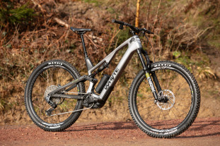 2024 whyte elyte 150 hero.jpg 2024 whyte elyte 150 hero.jpg