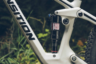 2025 rockshox deluxe 2.jpg 2025 rockshox deluxe 2.jpg