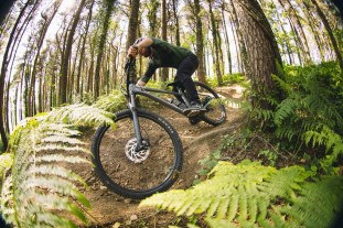 2025 whyte secta riding.jpg 2025 whyte secta riding.jpg