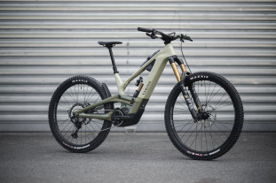 Canyon Torque:ON CF.jpg Canyon Torque:ON CF.jpg