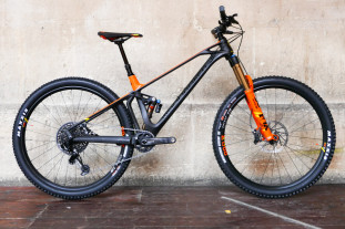 Mondraker-Foxy-Carbon-RR-29-first-look-review-100.jpg Mondraker-Foxy-Carbon-RR-29-first-look-review-100.jpg