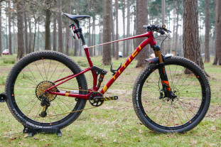 Titici-Flexy-MTB-FS-custom-carbon-FS-100.jpg Titici-Flexy-MTB-FS-custom-carbon-FS-100.jpg