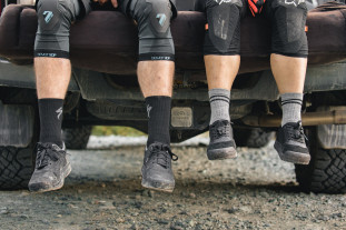 specialized shoe guide cover iamge.jpg specialized shoe guide cover iamge.jpg