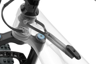 2022 Canyon Spectral CF 8 KIS hero 2022 Canyon Spectral CF 8 KIS hero