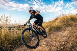 2023 Mondraker Raze Alloy 2023 Mondraker Raze Alloy