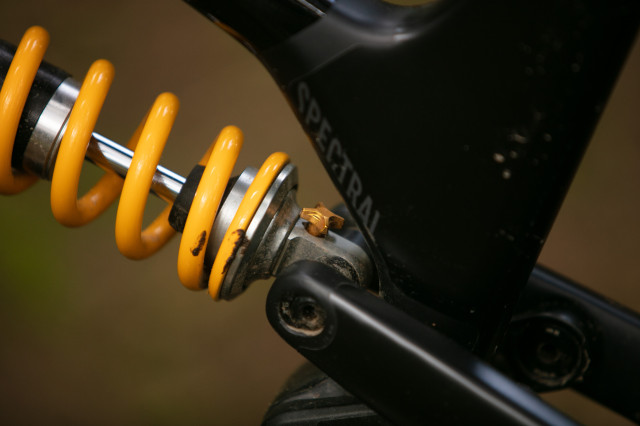 2023 ohlins ttx22m.2 rebound.jpg