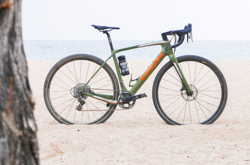 Look-765-Gravel-RS-first-ride-review-100.jpg First Ride: Look 765 Gravel RS Force 1 Mavic All Road