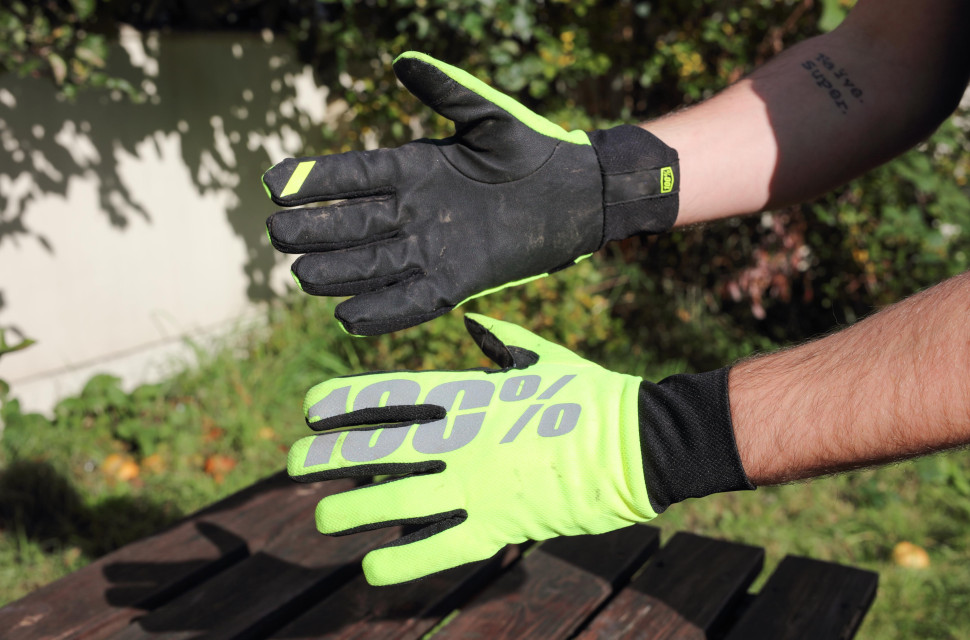 100% hydromatic waterproof glove hero.jpg 100% hydromatic waterproof glove hero.jpg