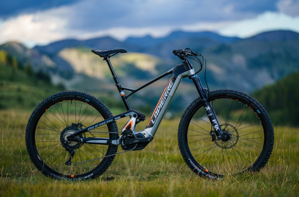 20170725_8865_mattwragg.jpg First Ride: Lapierre’s new Overvolt iShimano Electric Mountain Bike