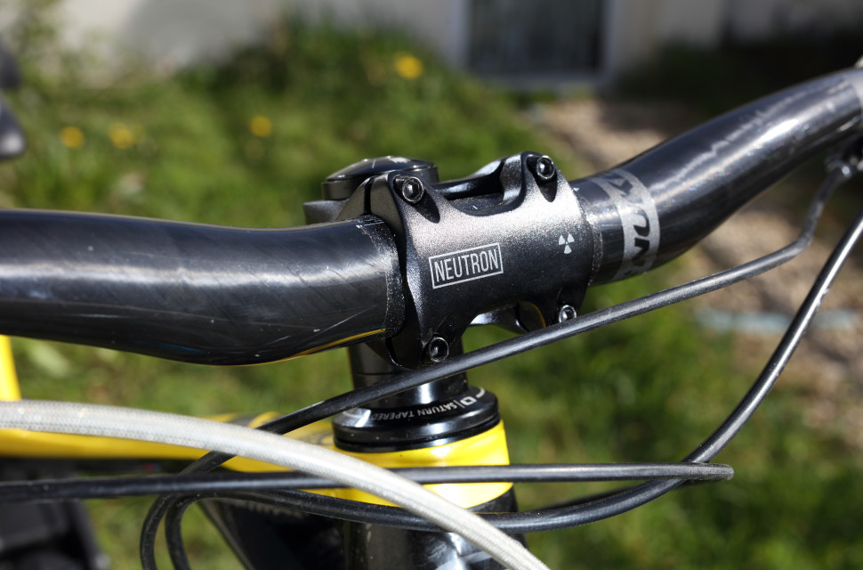 2020 Nukeproof Neutron stem hero.jpg 2020 Nukeproof Neutron stem hero.jpg