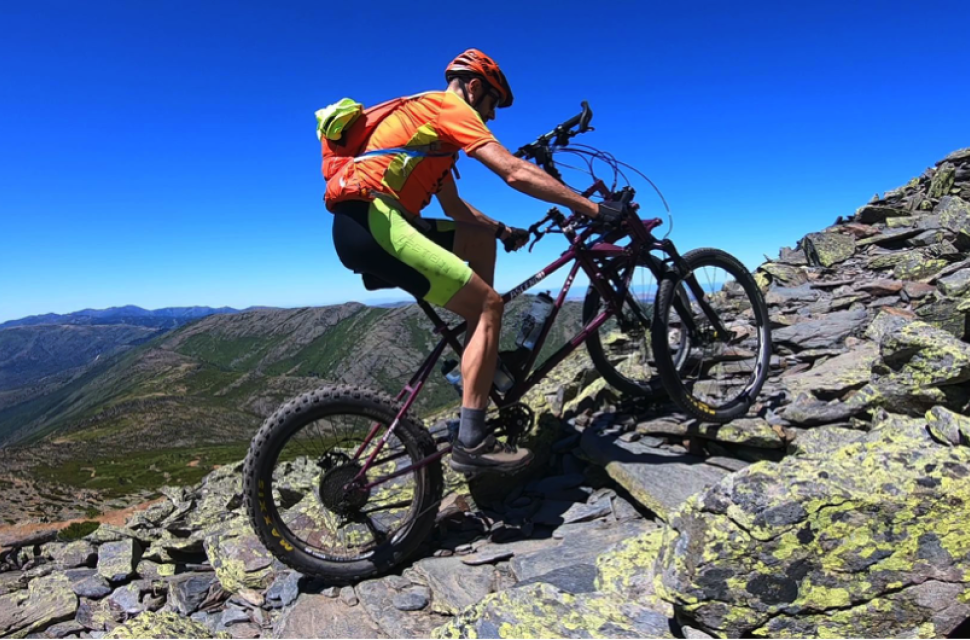 2020 acsendu 3x3 hero.png Ascendu introduces the 3x3 - A bike made for the climbs