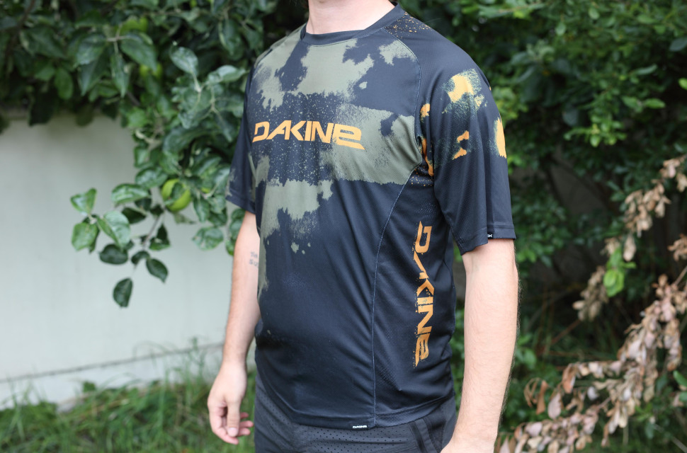 2020 dakine thrillium ss hero.jpg 2020 dakine thrillium ss hero.jpg