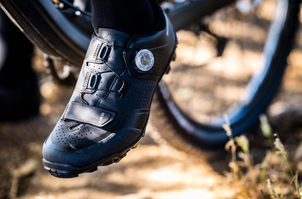 2020 shimano me5 hero.jpg Shimano update the ME5 and ME7 trail shoe