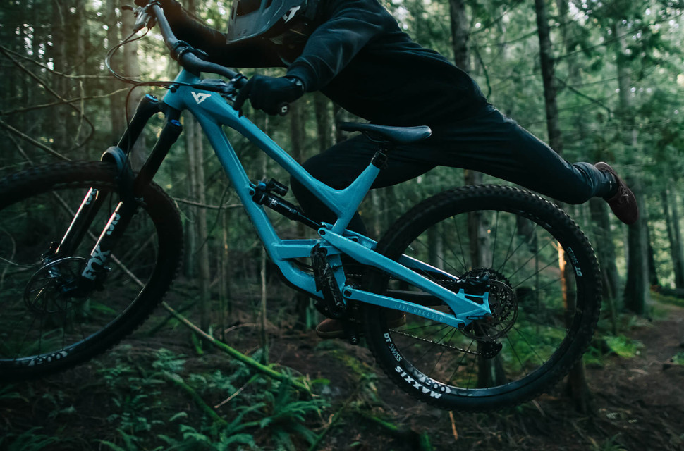 2021 YT Capra AL Action hero.jpg The YT Capra goes alloy - YT Industries introduces the Capra AL