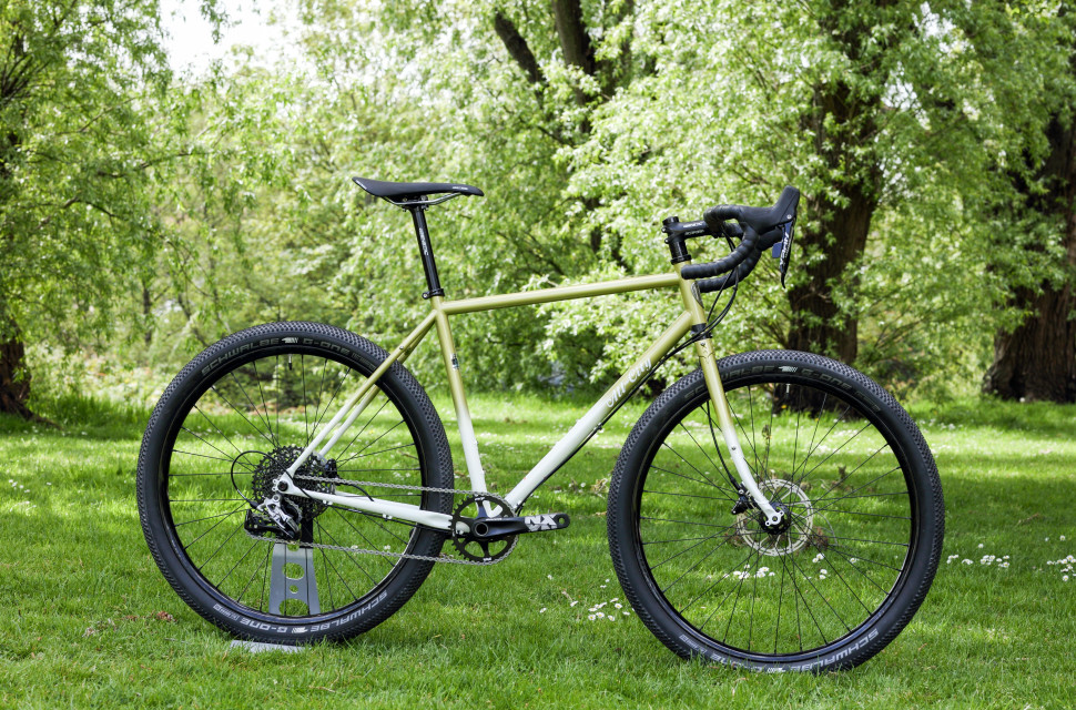 2021 all-city gorilla monsoon rival1 hero.jpg First Look: All-City Gorilla Monsoon 1x - The do-it-all dirt solution