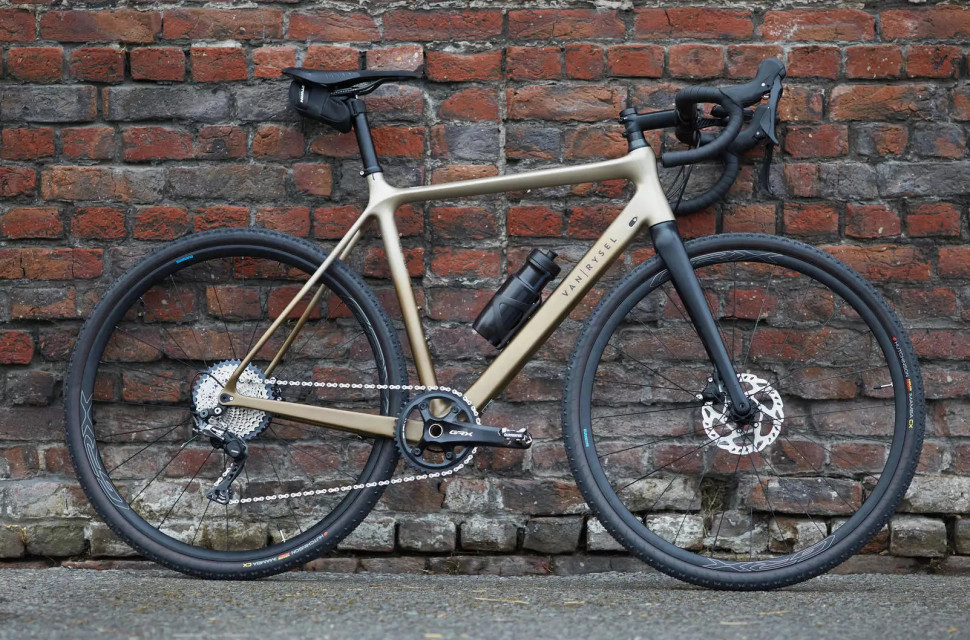 2021 van rysel edr cf grx Decathlon's Van Rysel unveil new EDR CF GRX carbon fibre gravel bike