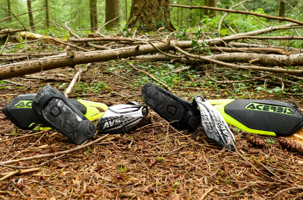 2021 handguards group image.jpg Buyer's guide to mountain bike handguards