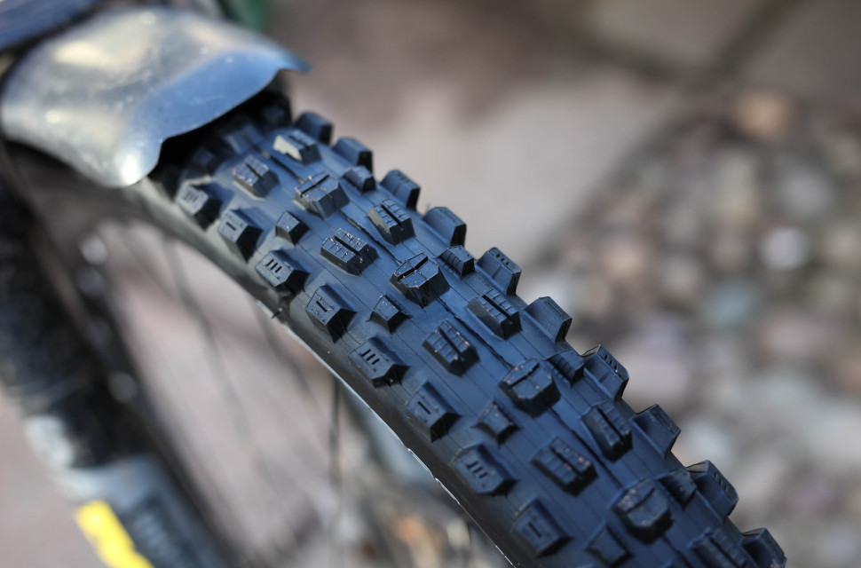 2021 maxxis assegai diagonal 2.jpg 2021 maxxis assegai diagonal 2.jpg