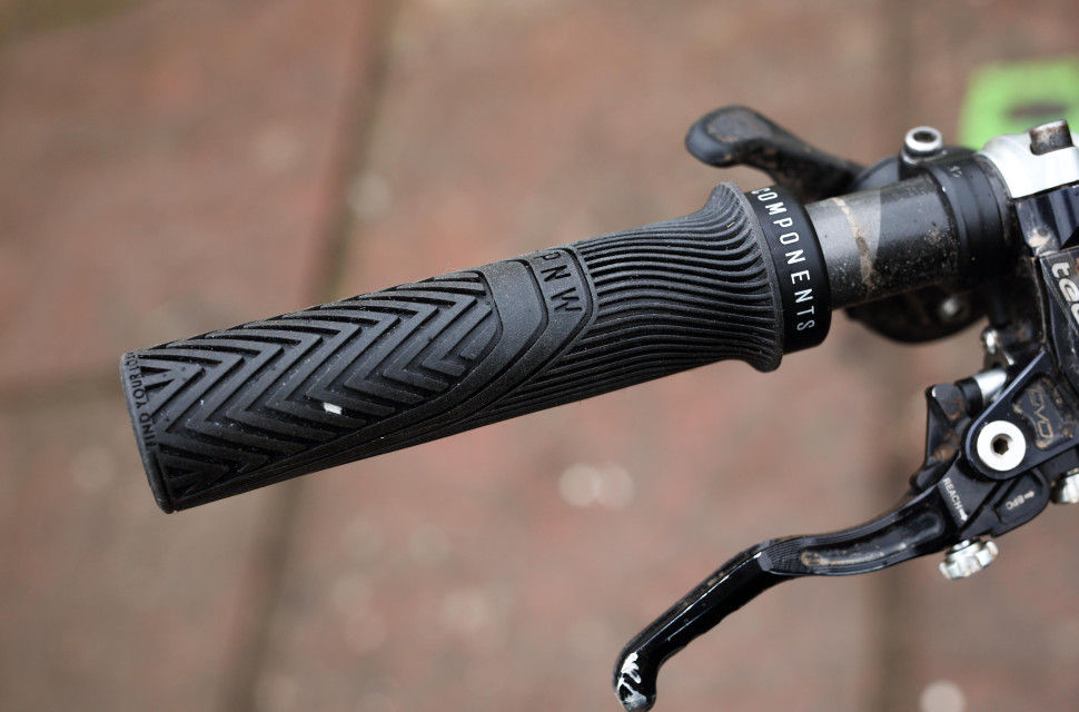 2021 pnw loam grips hero.jpg 2021 pnw loam grips hero.jpg