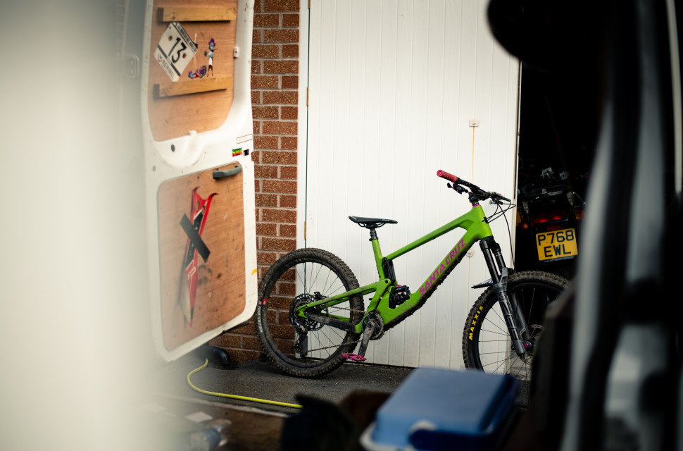2021 santa cruz nomad hero 1.jpg Santa Cruz unveils the updated Nomad for 2021 - 5th generation bike is still 650B