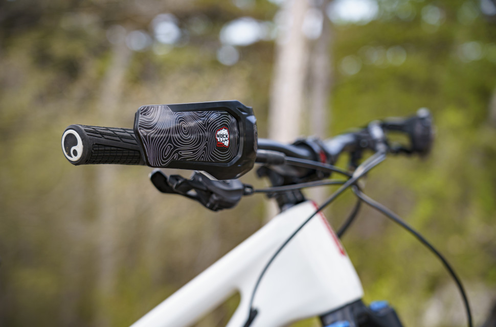 2021 sendhit nock handguard hero.jpg Sendhit unveils the Nock handguards - New handguards designed especially for mtb