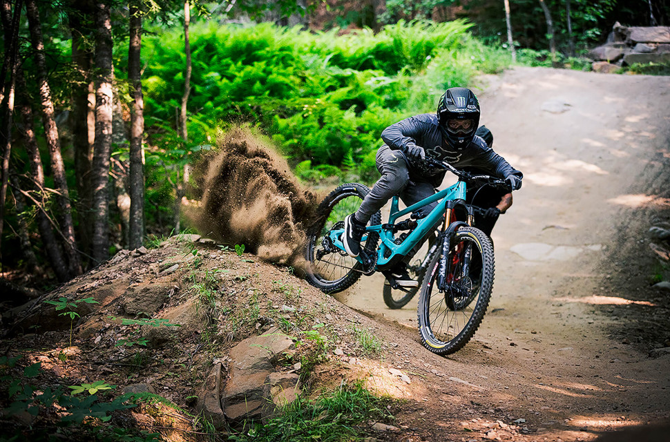 2021 yt industries capra video.jpg Video: Stark and Nell send it at Highland Bike Park - YT Industries Redemption