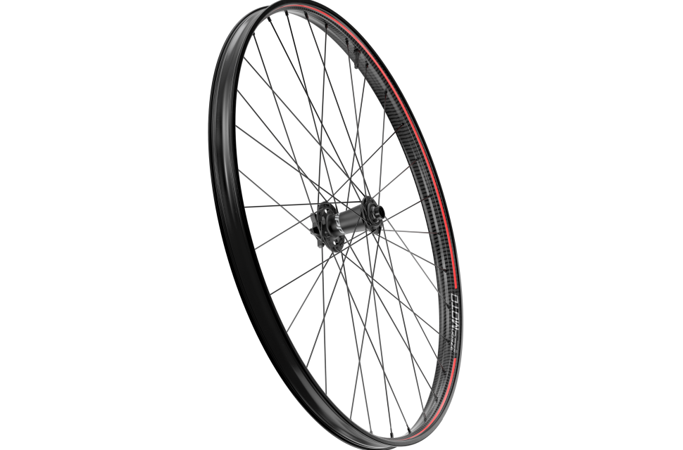 2021 zipp 3zero moto front hero.png Zipp updates the 3ZERO MOTO wheelset and new ZM2 hubset