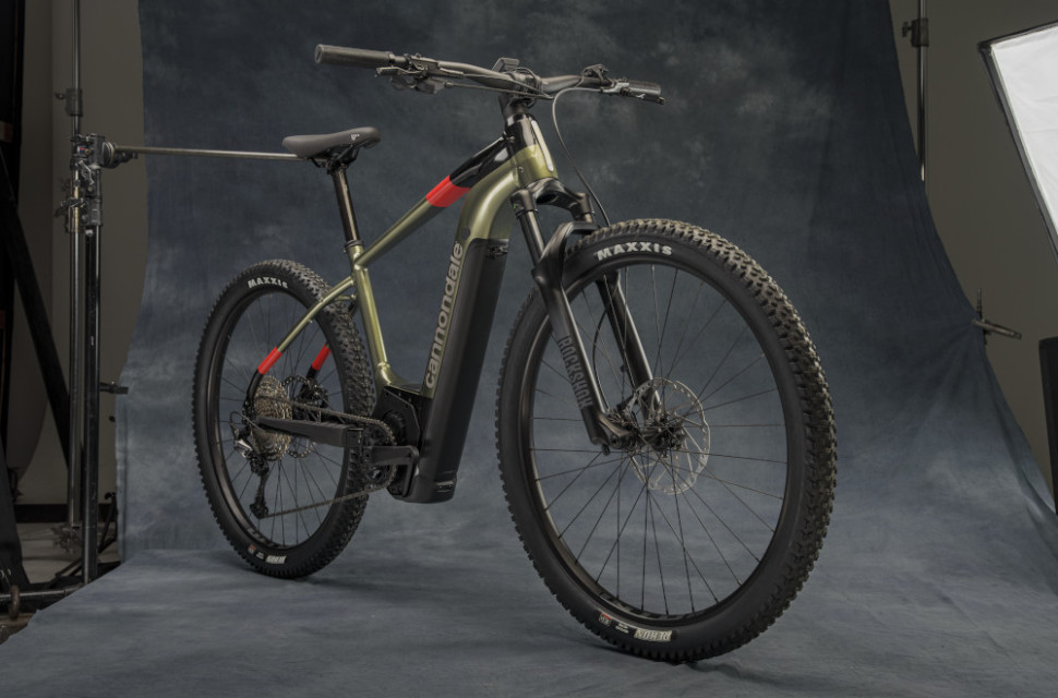 2022 cannondale trail neo 1 hero.jpg Cannondale's new Trail Neo 1 gets Bosch motor to shred trail and concrete