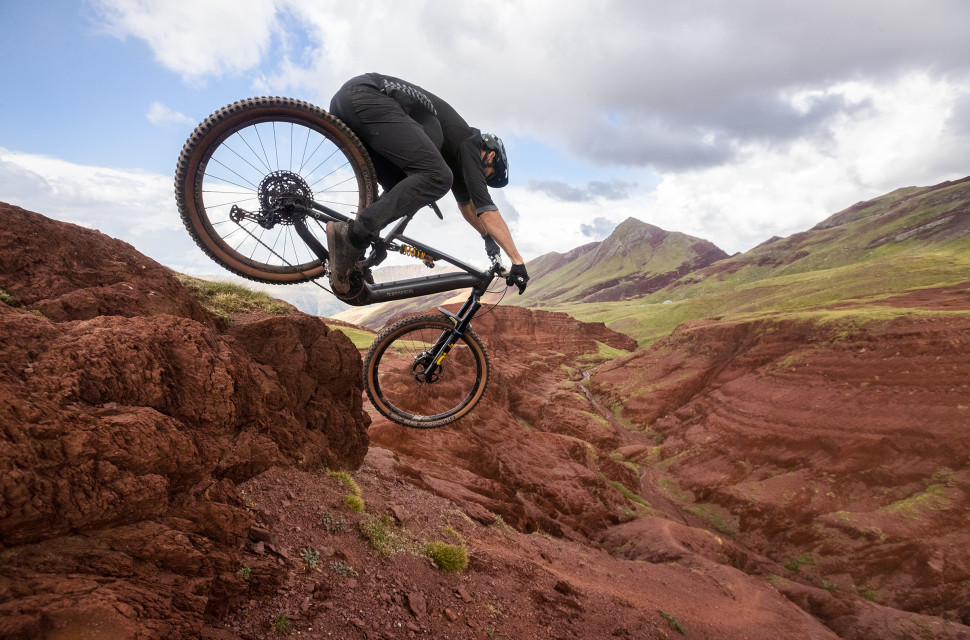 2022 commencal kilian bron.jpg Video: Pyrenean Textures - Kilian Bron admires the textures found in the Pyrenees