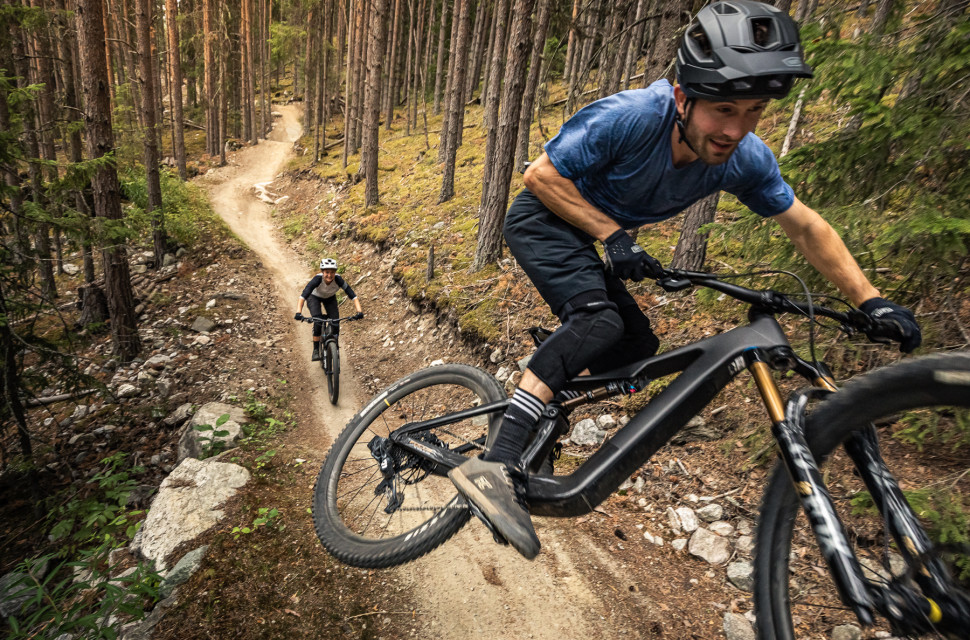 2022 focus jam2 SL cover.jpg Focus Jam2 SL combines the best of both worlds - new lightweight e-MTB