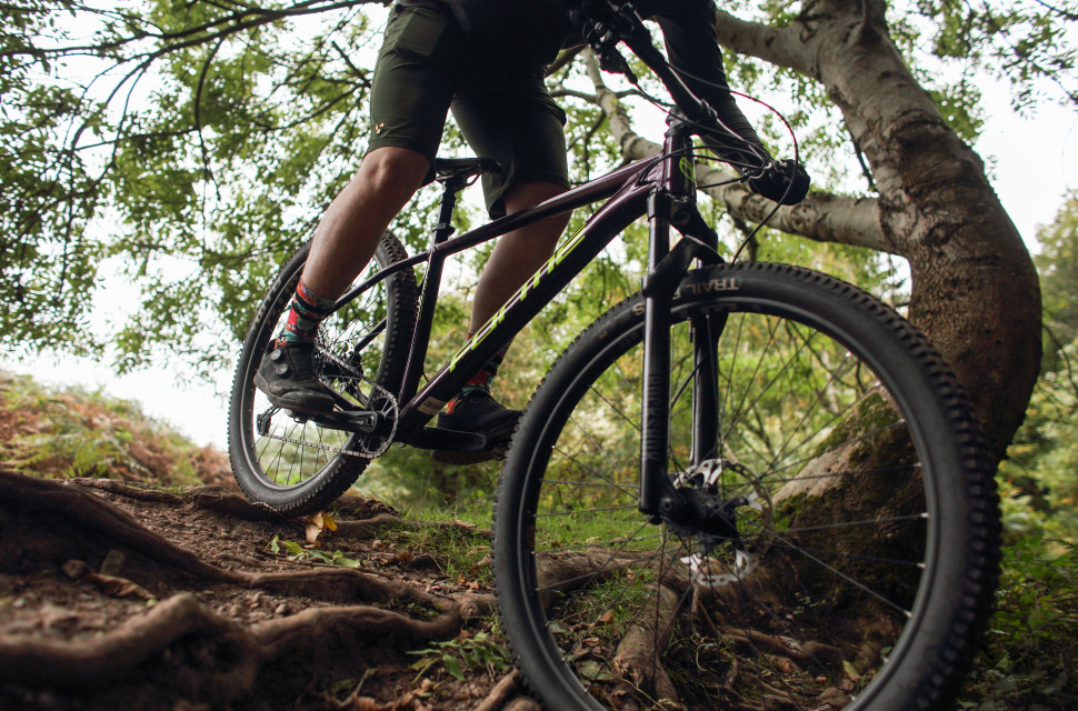 2022 forme black rocks ht 1 riding 1.jpg 2022 forme black rocks ht 1 riding 1.jpg