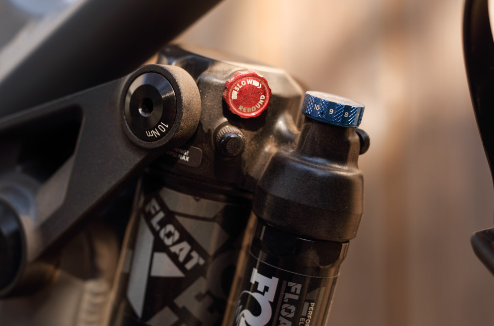 2022 fox dps adjustments.jpg How to set up your mountain bike suspension - suspension set-up explained