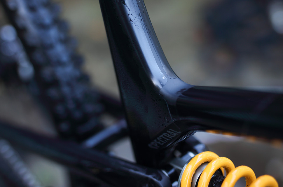 2022 frame protection hero.jpg Mountain bike frame protection - Everything you need to know