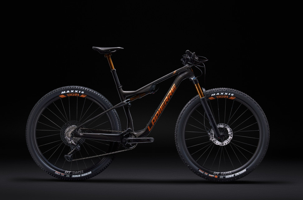 2022 lapierre XR75th_coté hero.jpg Lapierre celebrates 75 years with limited edition colourways