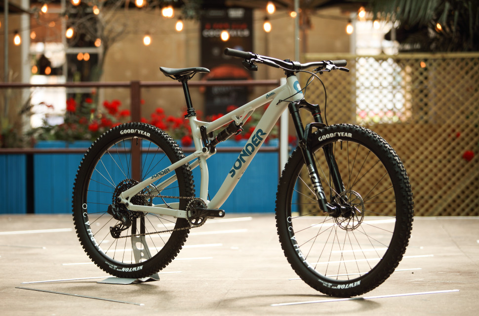 2022 sonder cortex GX Eagle AXS hero.jpg First Look: 2022 Sonder Cortex GX Eagle AXS