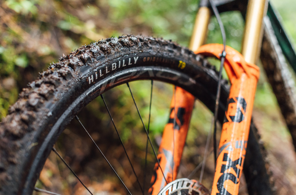 2022 specialized hillbilly hero 2.jpg Specialized refreshes the Hillbilly - loose condition MTB tyre gets redesign